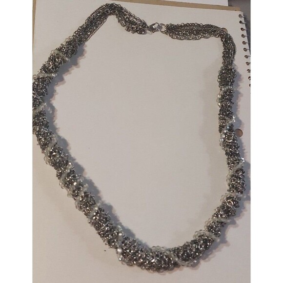 Mixed silvertone chains with glass woven through necklace 26" - Picture 5 of 12